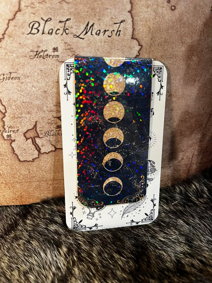 Page Master: A Magnetic Bookmark, Neutral Tones