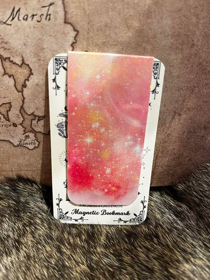 Page Master: A Magnetic Bookmark, Pink