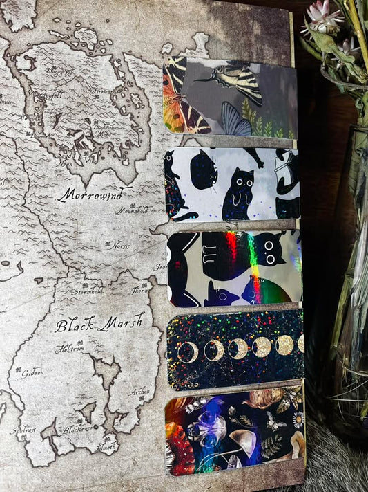 Page Master: A Magnetic Bookmark, Neutral Tones