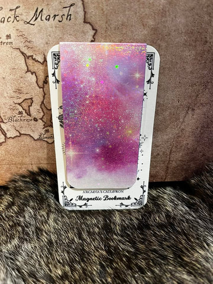 Page Master: A Magnetic Bookmark, Pink